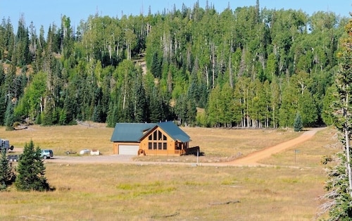 Brian Head Ski Ranch minutes to Ski Slopes-3/3bath