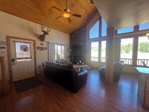 TV, fireplace, DVD player