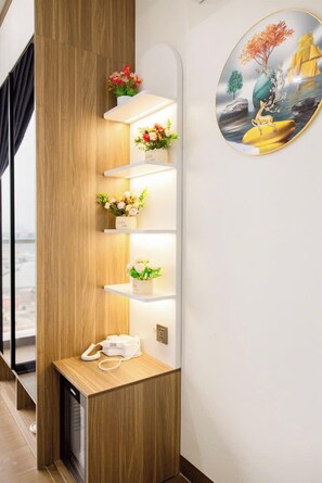 Deluxe Double Room, Balcony, City View | Blackout curtains, soundproofing, iron/ironing board, free WiFi - Hoa Lư City Hotel  (Ninh Binh)