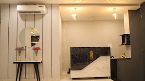 Quầy tiếp tân