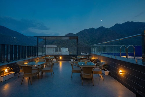 Perfectstayz Laxmi Heritage