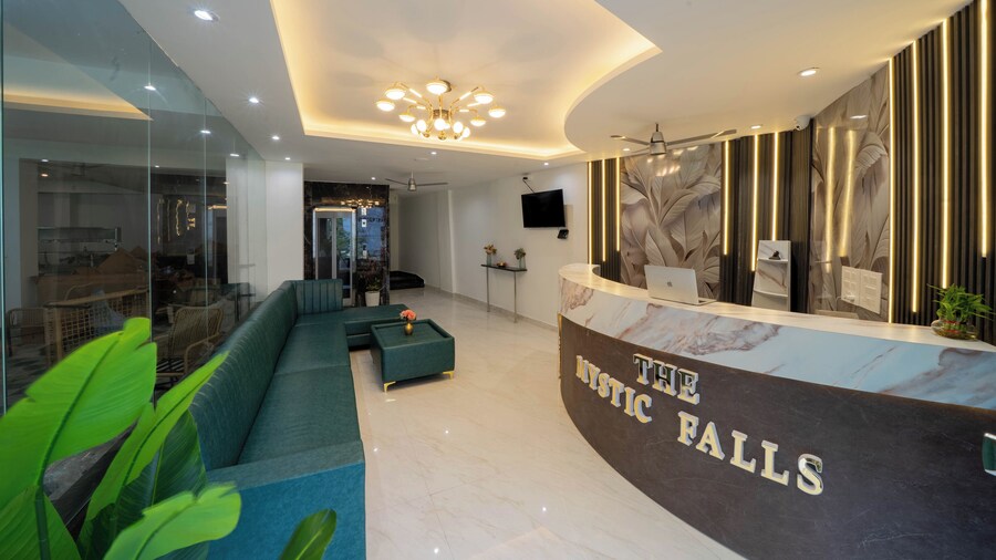 Perfectstayz Premium Mystic falls near Secret Waterfall