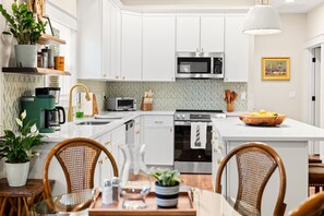 Microwave, oven, stovetop, dishwasher