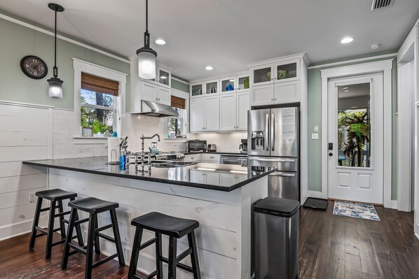 Microwave, oven, stovetop, dishwasher