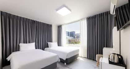 MJ HOTEL JONGNO