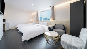 Avenue Suite Twin