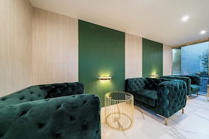 Reception - H Avenue hotel jungkwan (Busan)