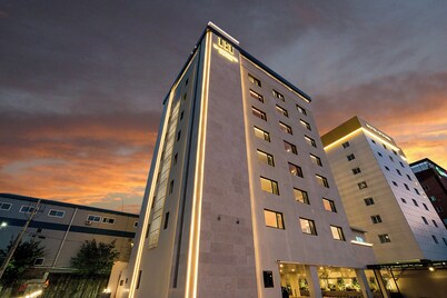 H Avenue hotel jungkwan