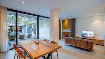 Appartement Deluxe | Bureau, Wi-Fi gratuit, draps fournis