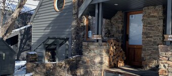 Tower House Two Chalet