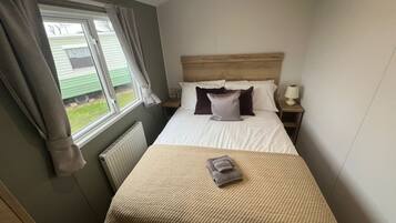 3 bedrooms, iron/ironing board, WiFi