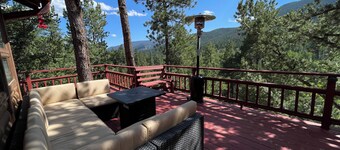 Cozy 2-bedroom cabin in tranquil Rye with WiFi