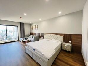 Living area - OceanSky Suites - Gold Coast Tower (Nha Trang)