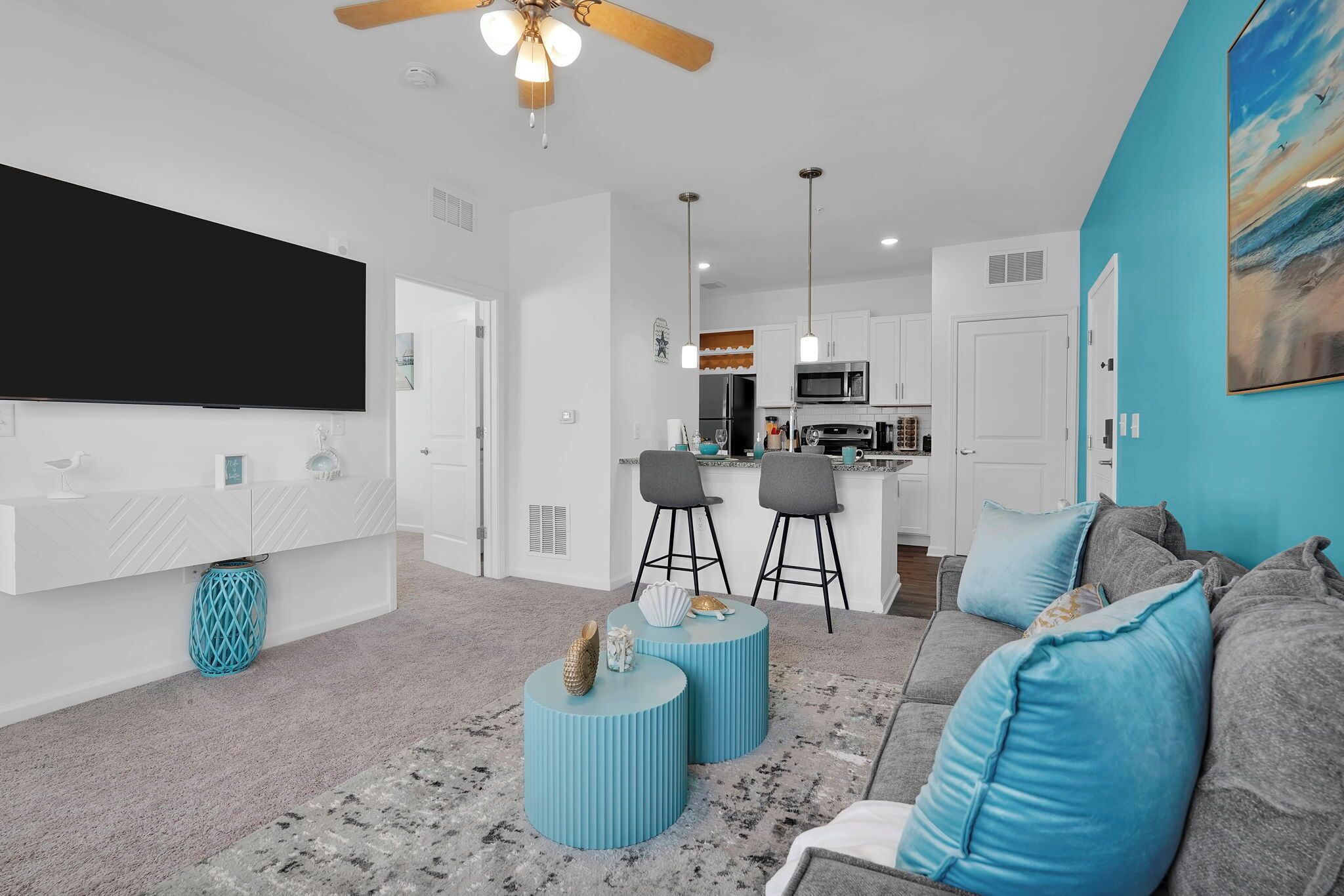 Smart TV, books, music library, stereo