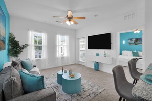 Älytelevisio, kirjoja, musiikkikirjasto, stereot