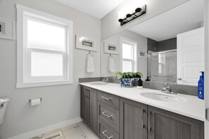 Hair dryer, bidet, towels, soap