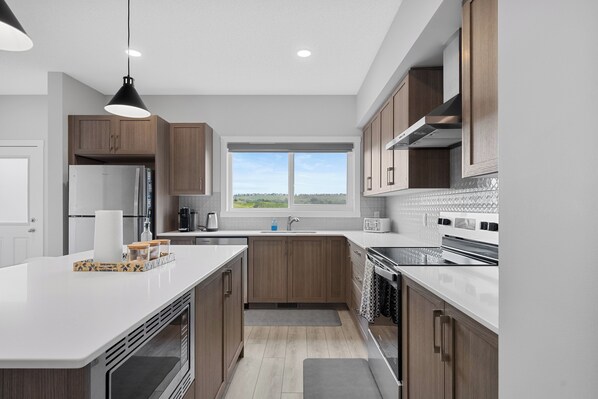 Microwave, oven, stovetop, dishwasher