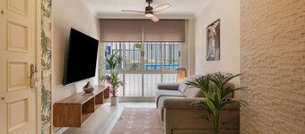 Holidays 'Casa Calma Zona Hospital' with Wi-Fi