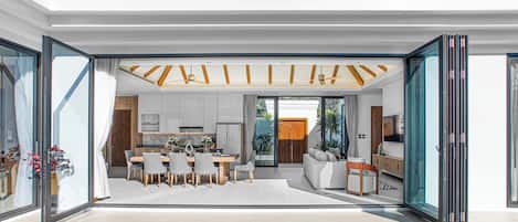 Deluxe Villa, 4 Bedrooms | Living area