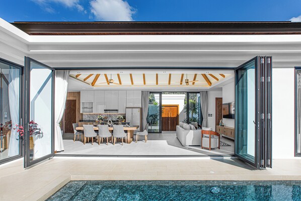 Deluxe Villa, 4 Bedrooms | Living area - Peak View Villa Ao Nang (Krabi)