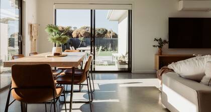 Opal - Family Beach House Hawley