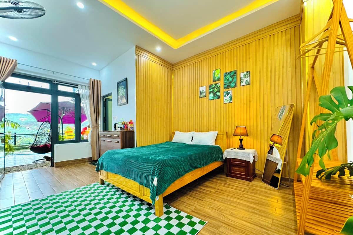 Superior Double Room, Mountain View | Free WiFi, bed sheets