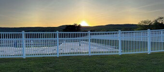 Golf Course Views w Fireplace & Resort Amenities