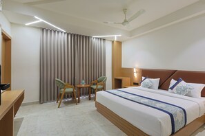Superior Double Room, City View