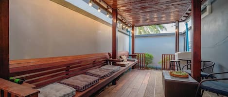 Terra Thai Villa | Terrace/patio
