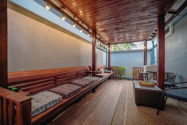 Terra Thai Villa | Terrace/patio