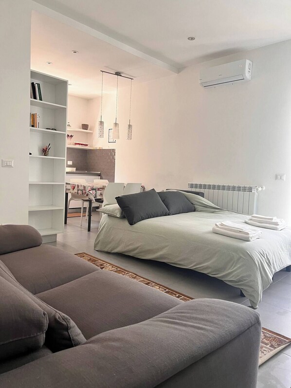 2 Schlafzimmer, Bügeleisen/Bügelbrett, WLAN