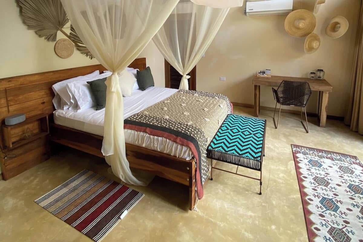 Deluxe Cabin, Balcony, Sea View | In-room safe, laptop workspace, free WiFi