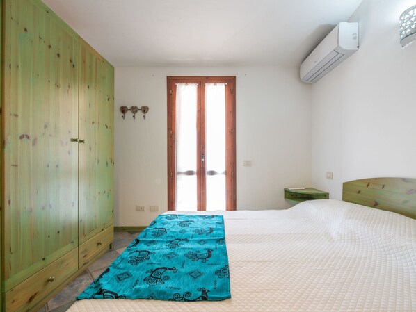 2 bedrooms