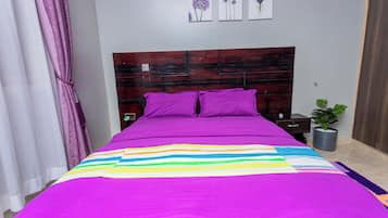 Departamento de lujo, balcón | Espacio para trabajar con laptop, insonorización y wifi gratis