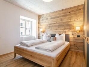 3 bedrooms, Internet