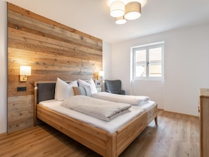 4 bedrooms, Internet