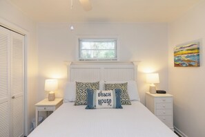 3 bedrooms, iron/ironing board, free WiFi, bed sheets - Beach Hut Cottage | Pet-Friendly 3BR Edisto Beach Vacation Rental | Easy Walk to the Beach (Edisto Beach)