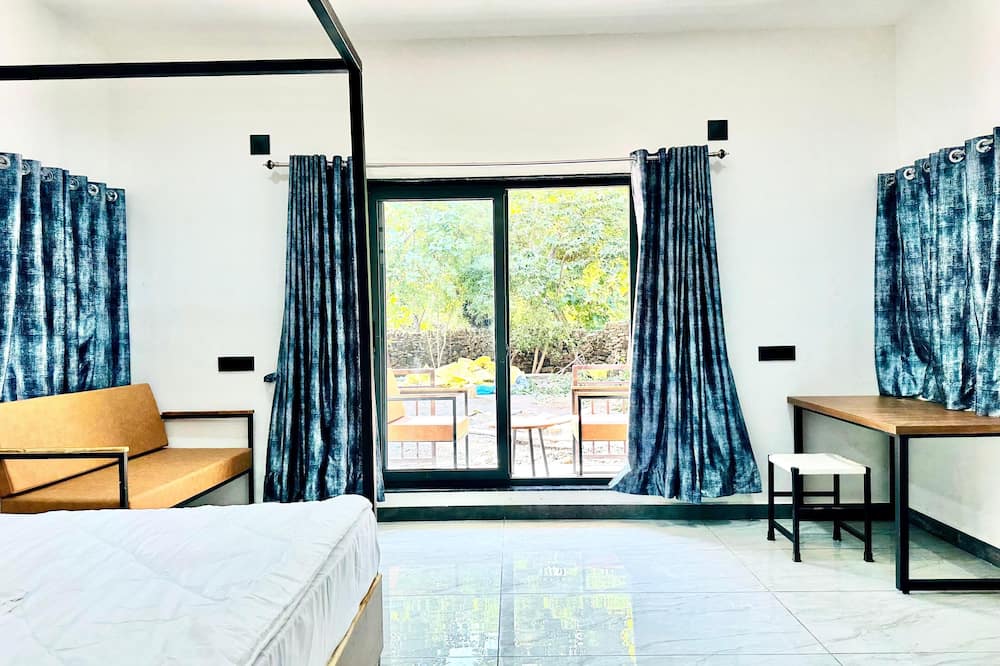 Krishna Farm House And Resort - Gigasan