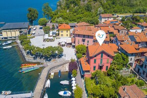 Family Apartment, Multiple Bedrooms, Lakeside (Il Porticciolo Lake Front) | Marina - Il Porticciolo Lake Front (Castelveccana)