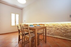 Dining - Artemis House (Chania)