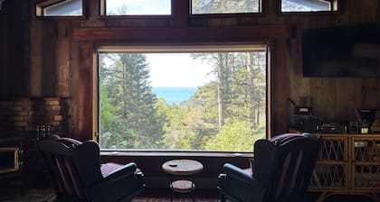 Redwoods Oceanview Retreat