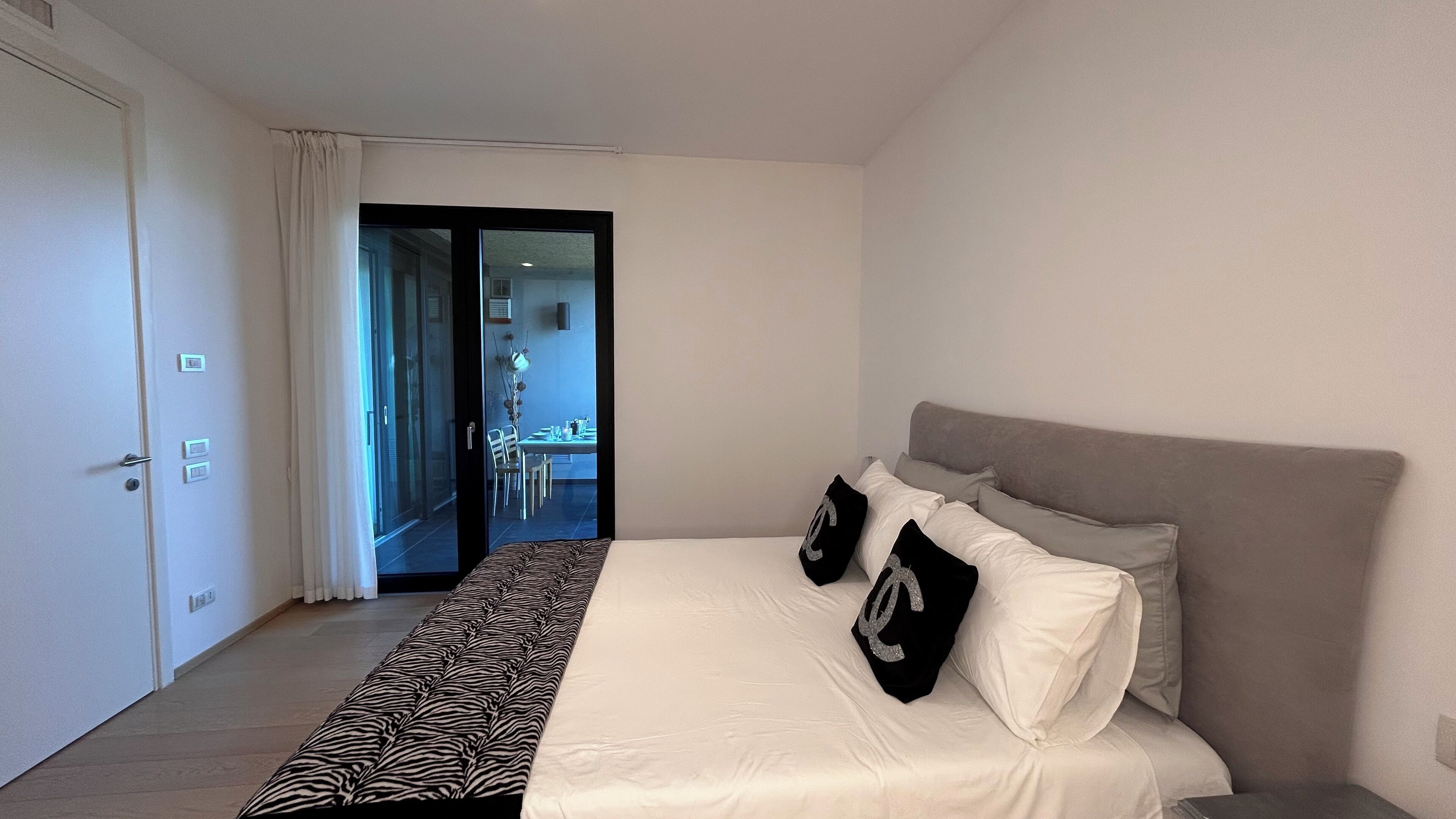 2 soverom, strykejern/-brett, wi-fi og sengetøy