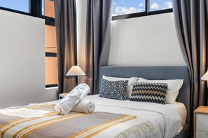 2 bedrooms, iron/ironing board, WiFi, bed sheets