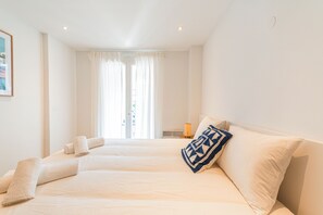 1 camera, una scrivania, Wi-Fi gratuito, lenzuola