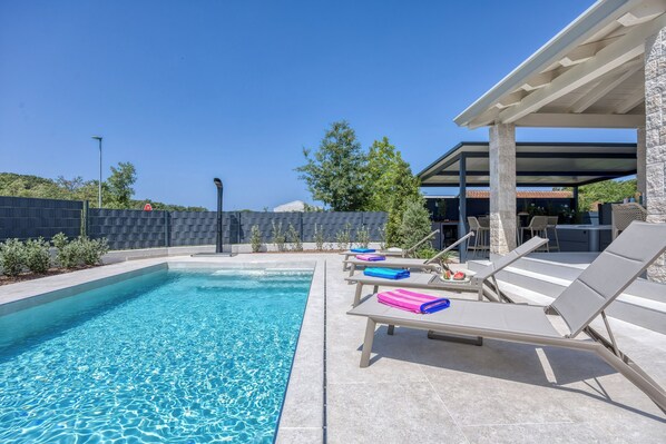 Family House, Multiple Bedrooms (Villa Aria with heated Pool and) | Pool