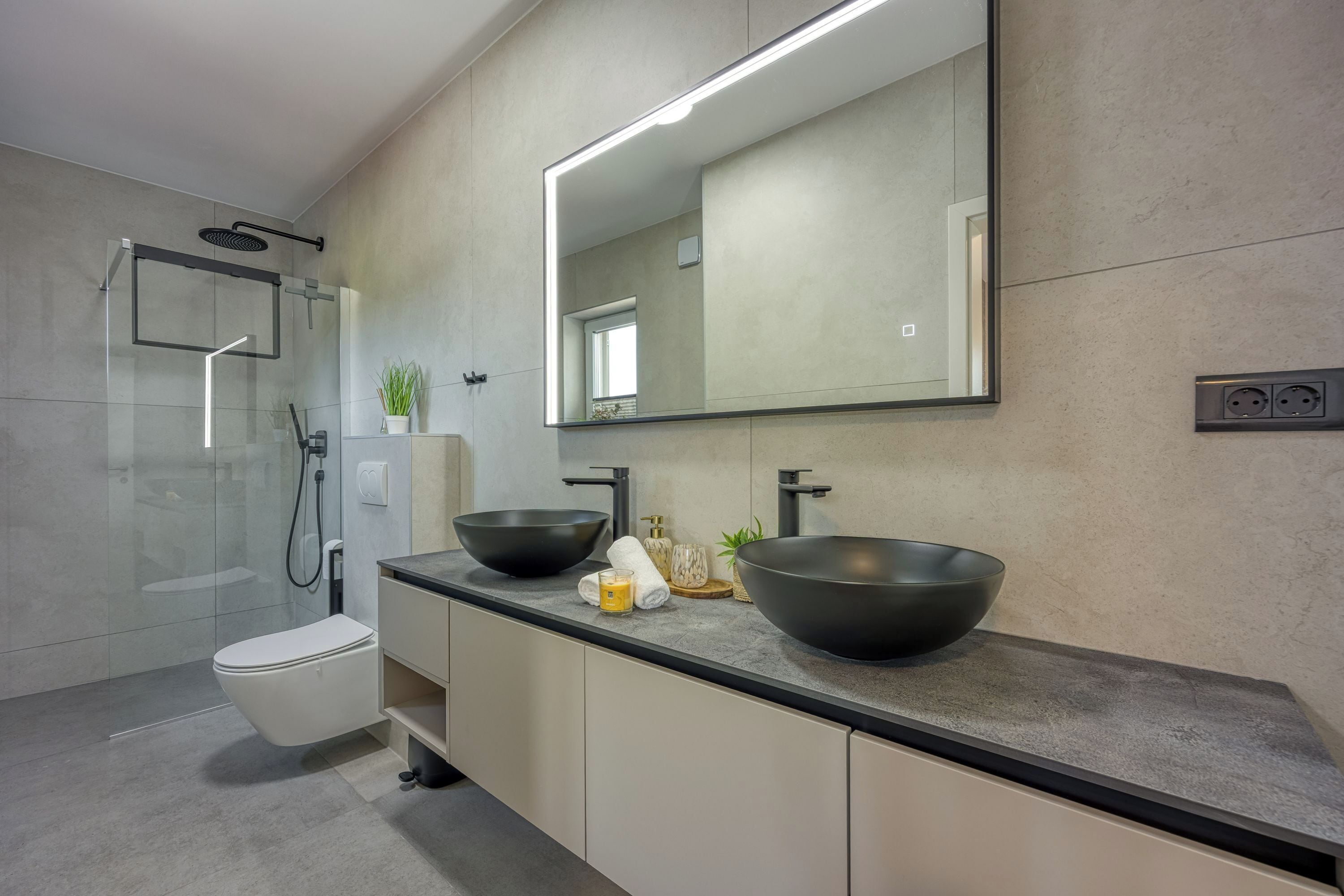 家庭独立别墅, 多间卧室 (Villa Aria with heated Pool and) | 浴室 | 淋浴设施、吹风机、毛巾、肥皂