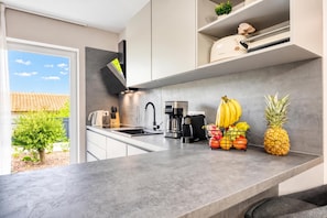 Family House, 3 Bedrooms, Balcony (Villa Aria with heated Pool and) | Private kitchen - Villa Aria With Heated Pool and Whirlpool (Porec)
