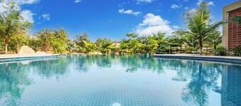 ELIVAAS Urvi Suites