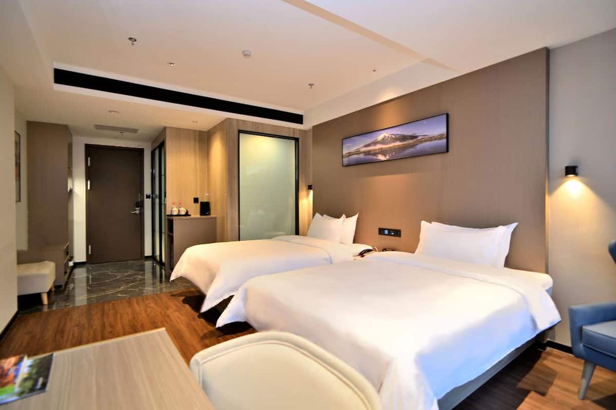 Habitación doble Deluxe | Escritorio y wifi gratis