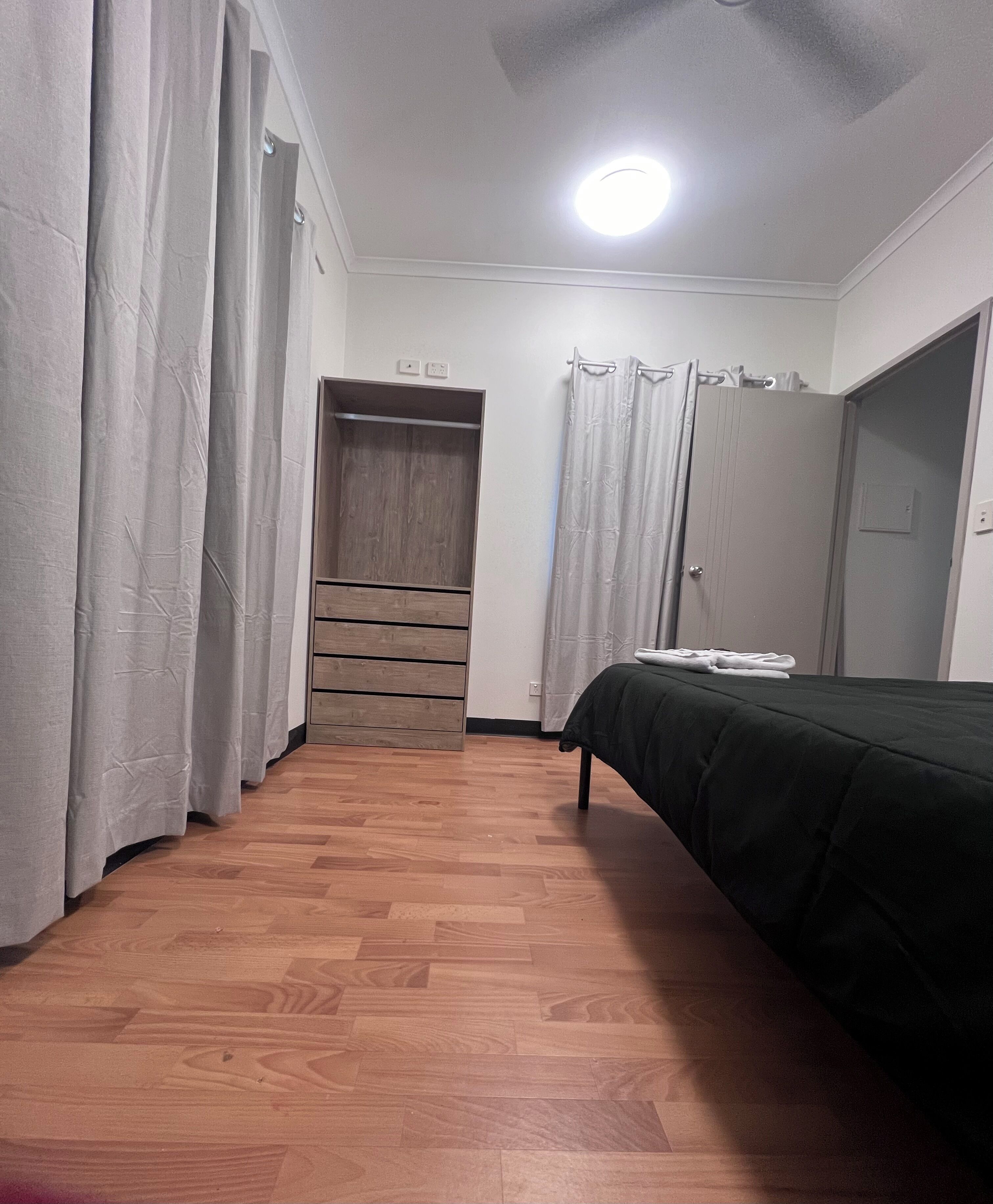 2 bedrooms, bed sheets